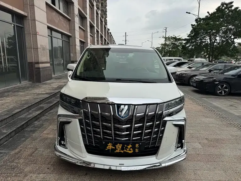 Toyota Alphard 3.5 L Luxury