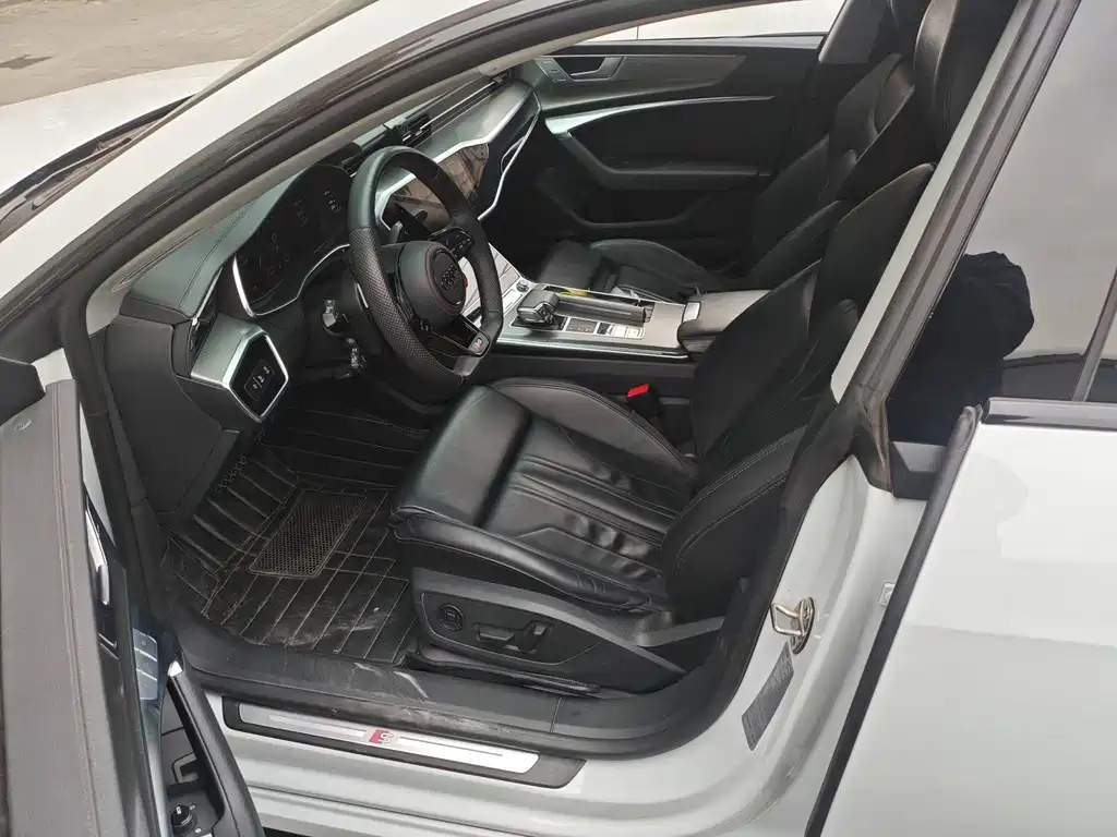Audi A7 45 TFSI Select