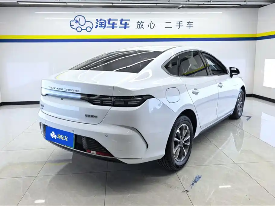 Destroyer 05 Glory DM-i 55 KM Luxury