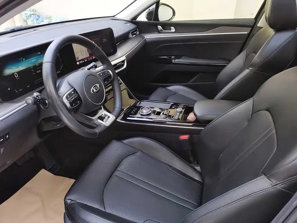 Kia K5 270 T CVVD Luxury