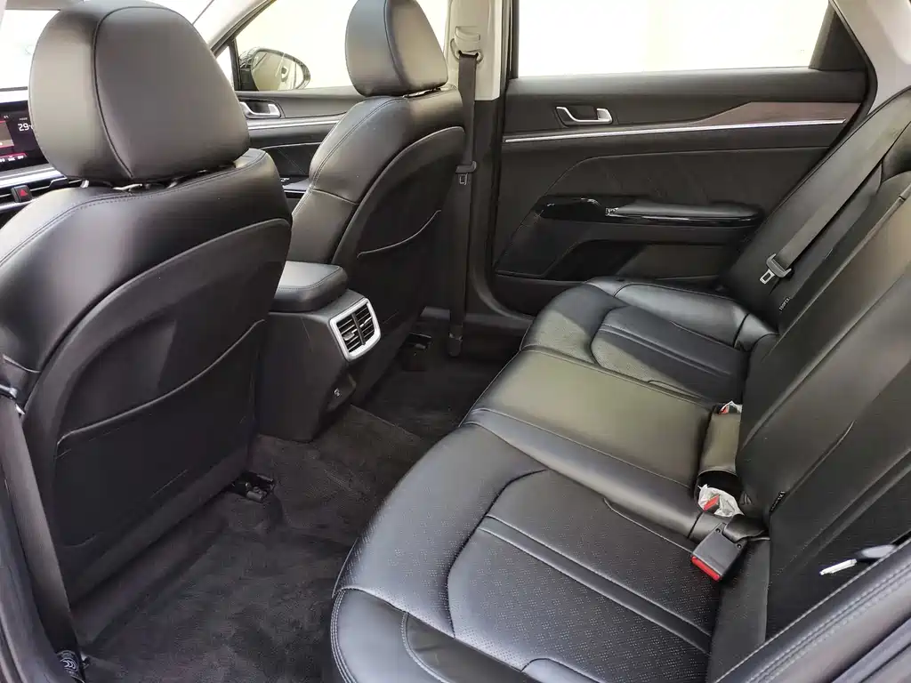 Kia K5 270 T CVVD Luxury