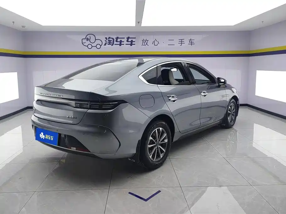 Destroyer 05 Glory DM-i 55 KM Luxury
