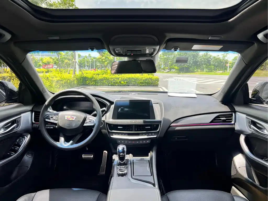 Cadillac CT5 28 T Distinguished