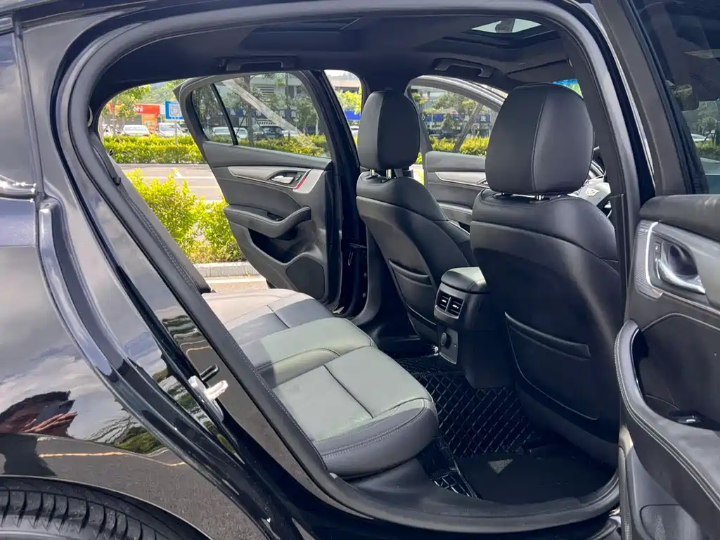 Cadillac CT5 28 T Distinguished