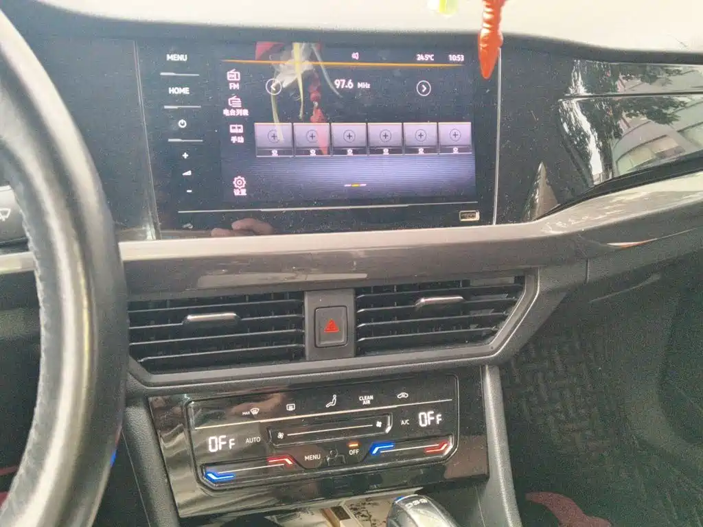 Bora 280 TSI DSG Elite Connected