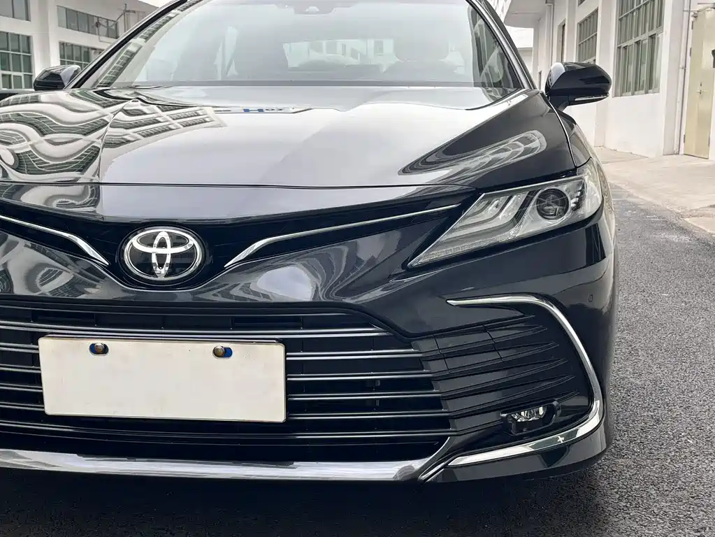Camry 2.0 G Luxury