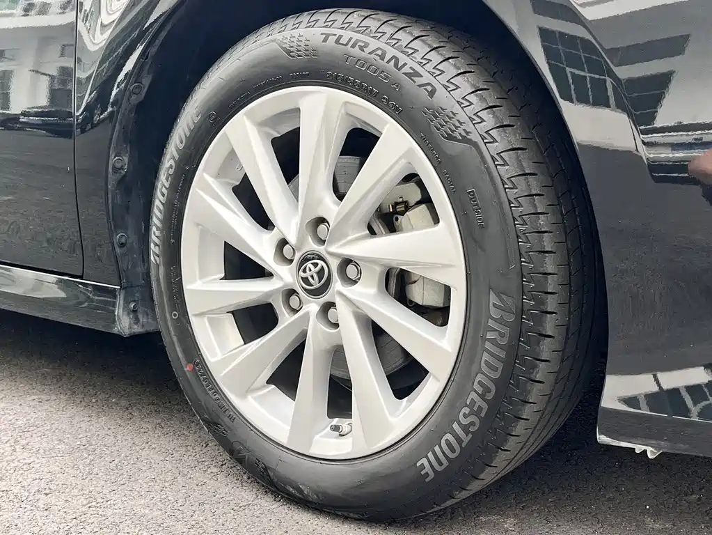 Camry 2.0 G Luxury