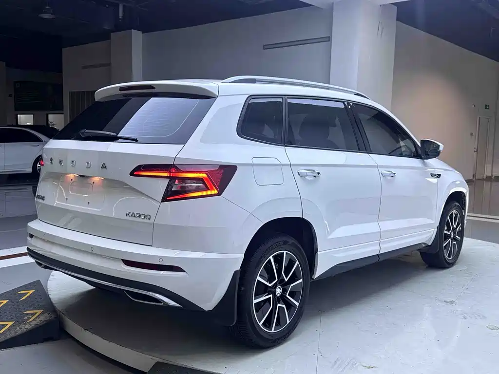 Karoq TSI280 Premium