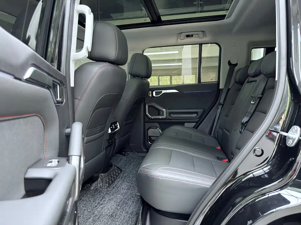 Jetour Traveller 2.0 T 4 WD Cross PRO