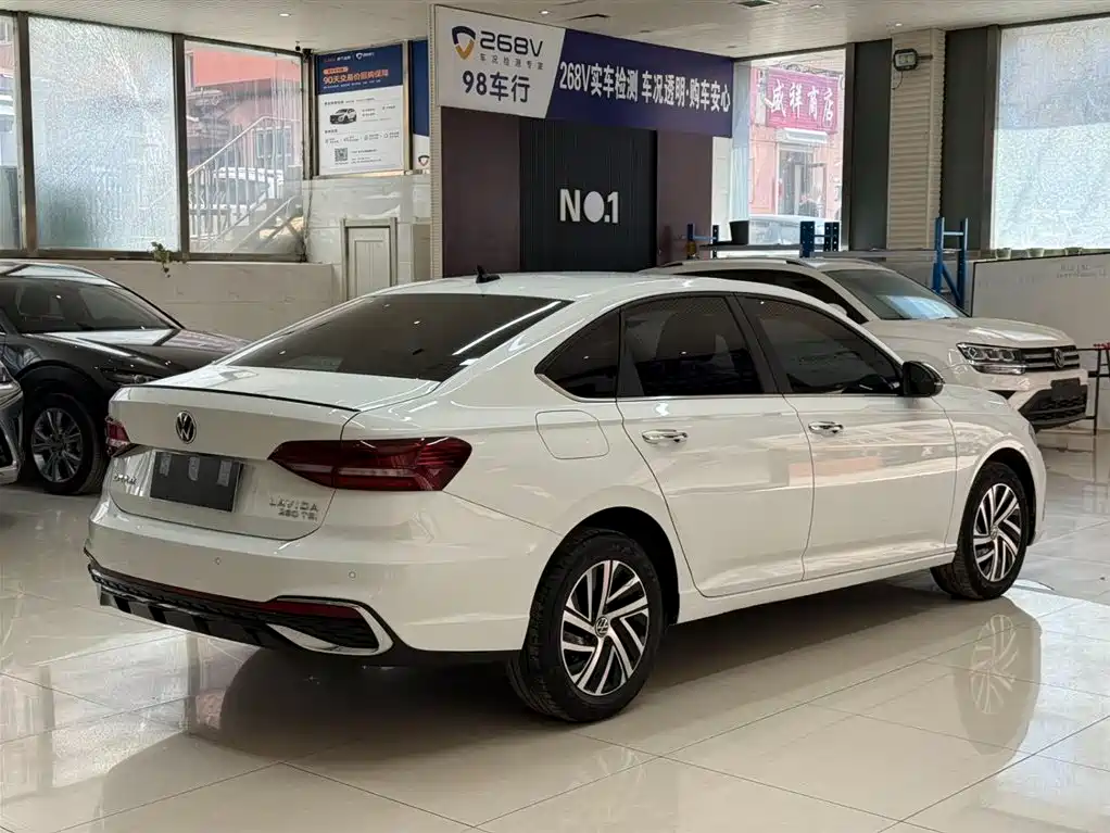 Lavida 280 TSI DSG Starry Sky Manyi
