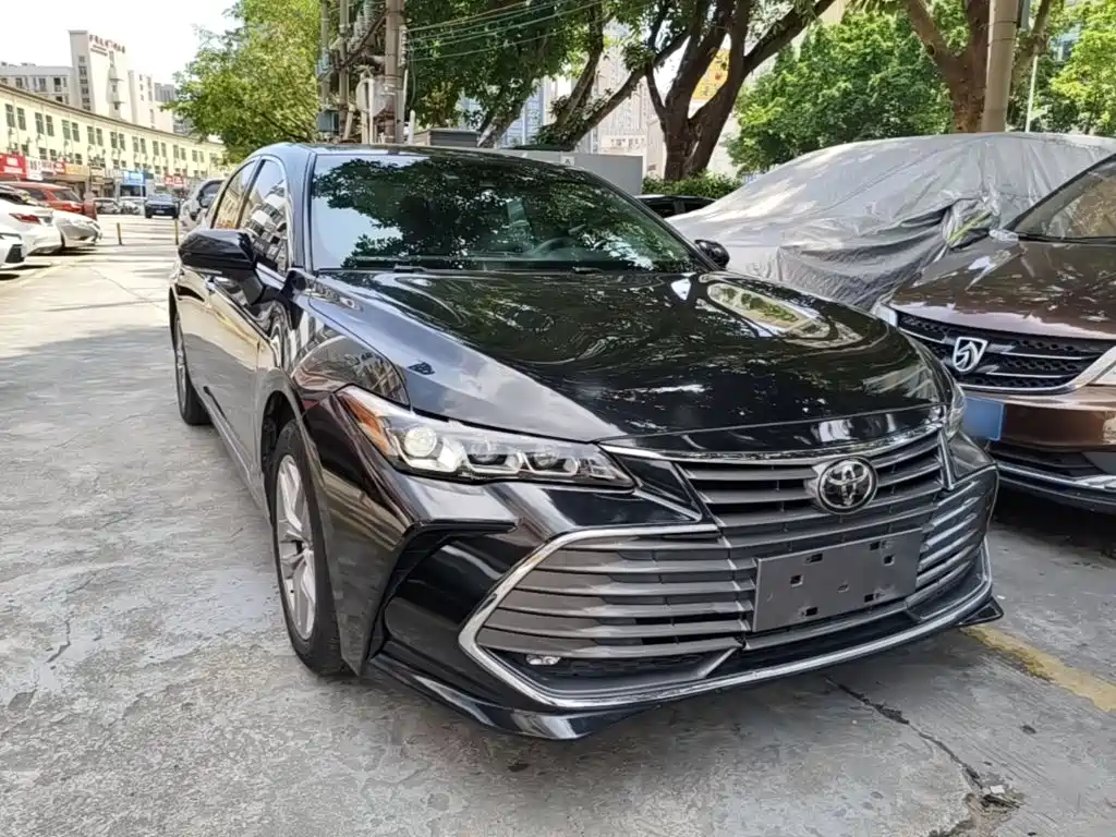 Avalon 2.5 L Luxury