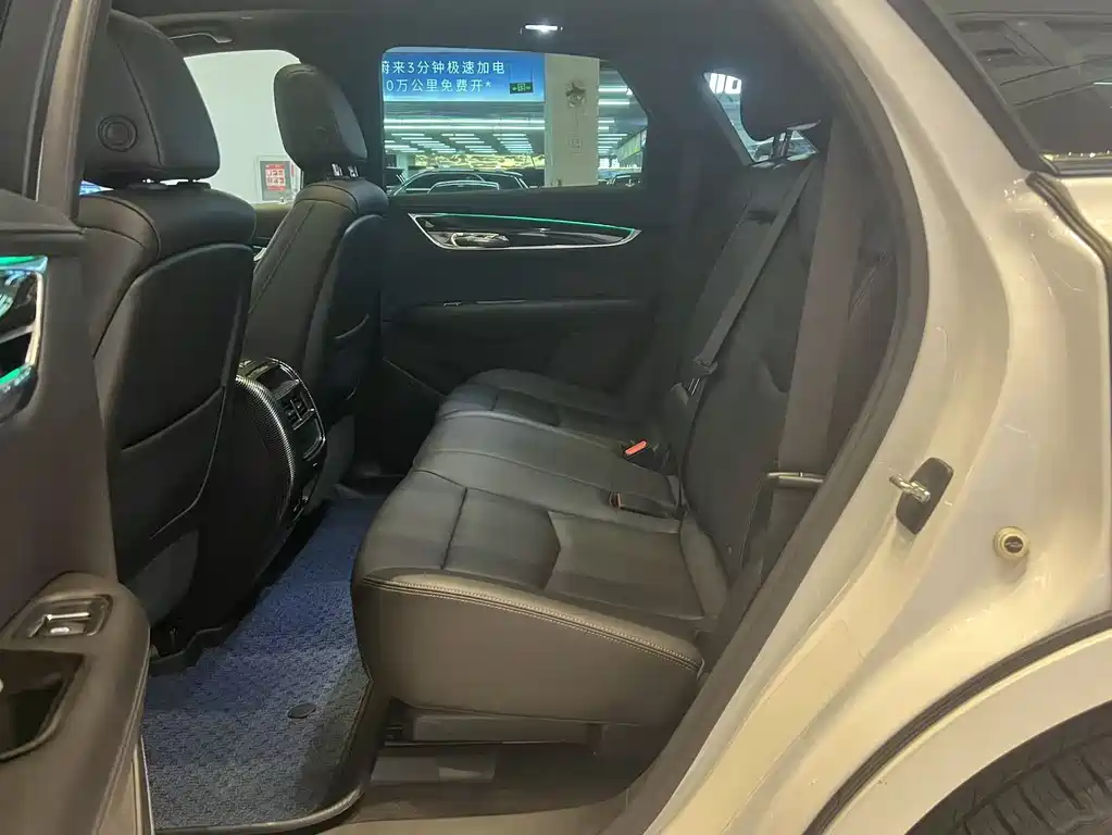 Cadillac XT5 2.0 T 4 WD Luxury