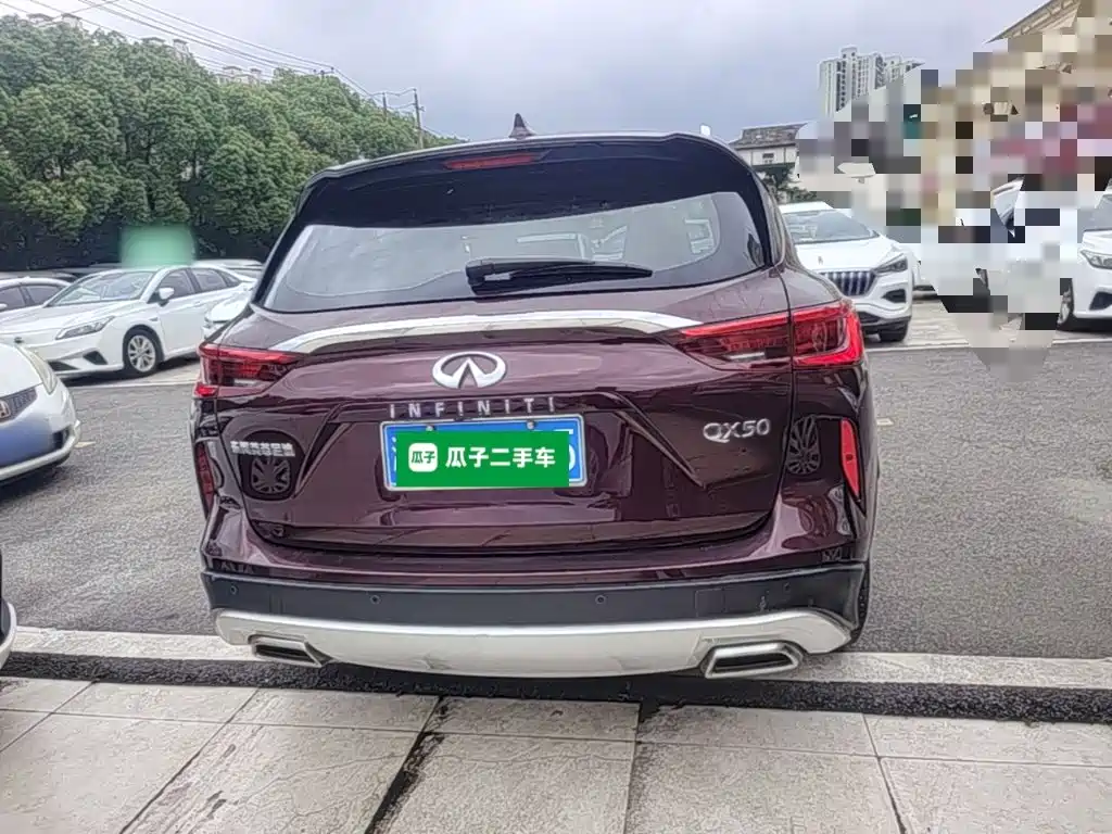 Infiniti QX50 2.0 T 2 WD Fashion