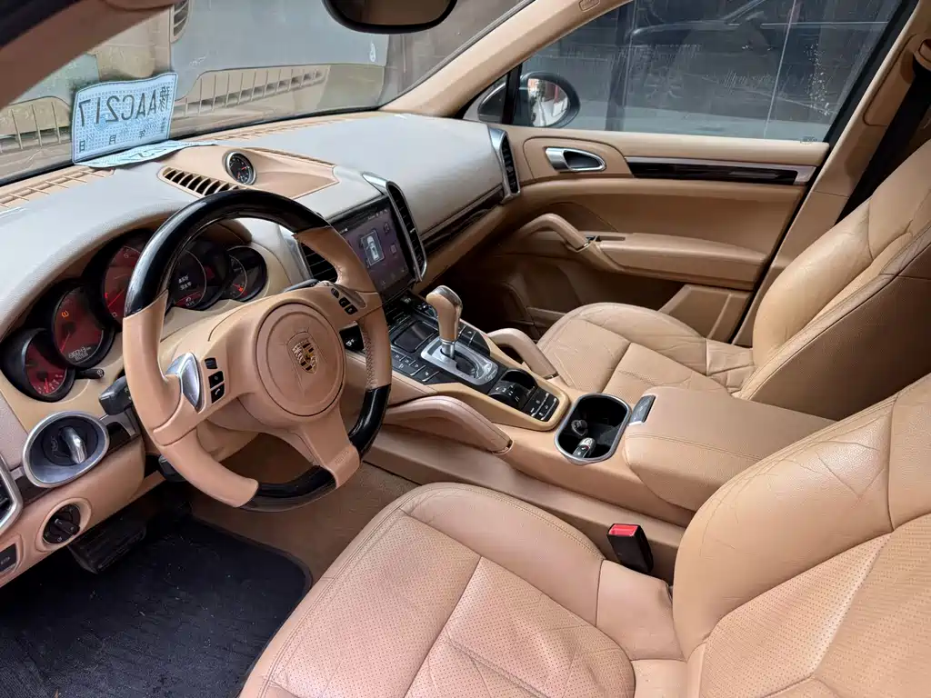 Cayenne Cayenne 3.0 T US Spec