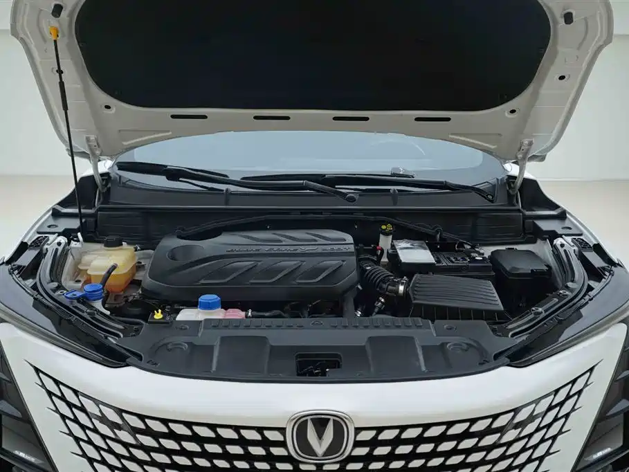 Changan UNI-T 1.5 T Sport Flagship