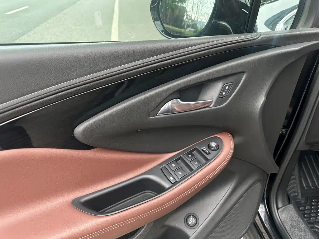 Envision Plus 532 T 2 WD Luxury