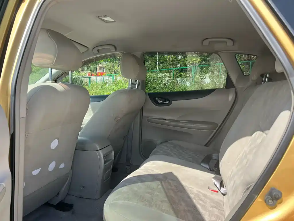 Tiida 1.6 L Manual Comfort