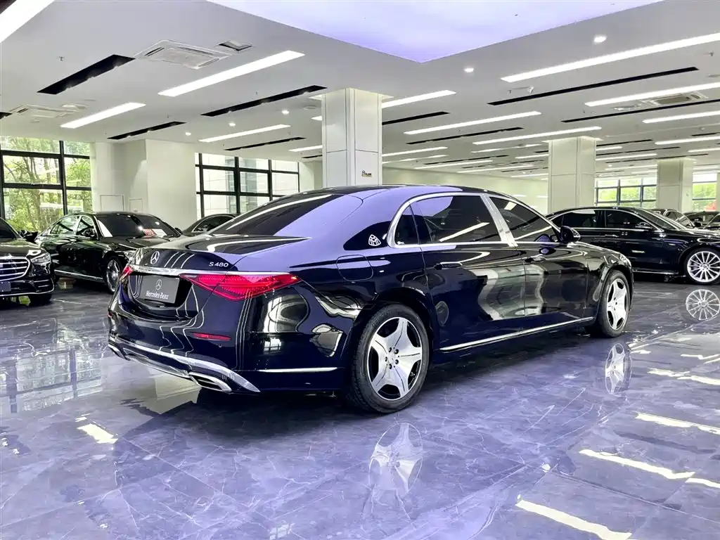 Maybach S-Class S 480 4 MATIC