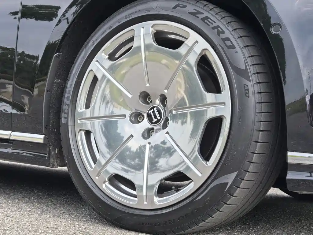 Audi A8 奥迪A8 2024款 A8 L Horch创始人版 传奇型