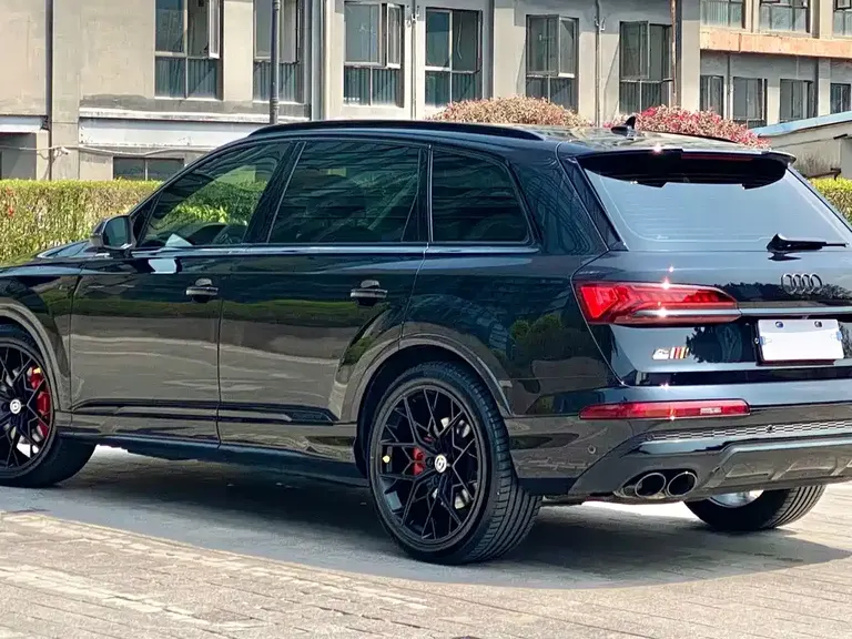 Audi Q7 55 TFSI quattro S line Sport