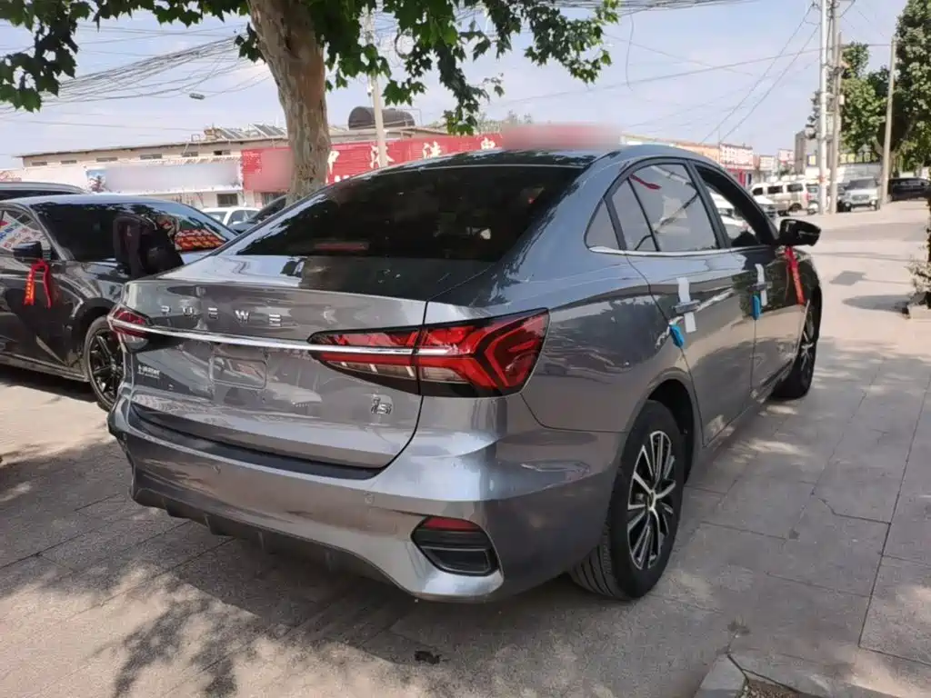 Roewe i5 1.5 L CVT Diamond
