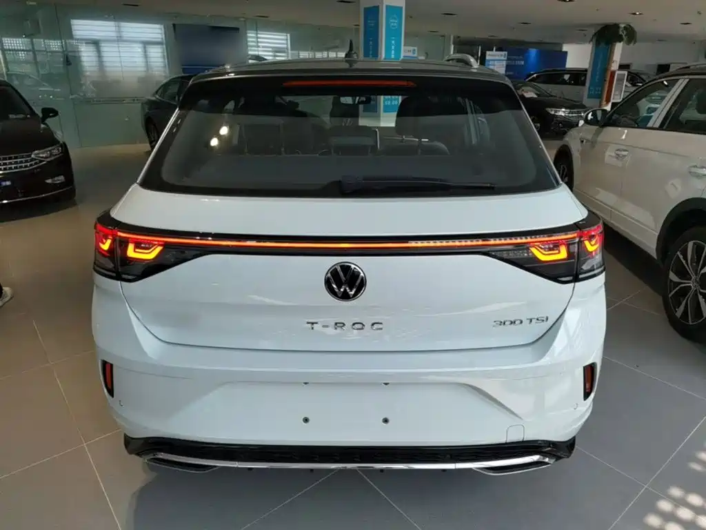 T-ROC 300 TSI DSG 2 WD Starlight