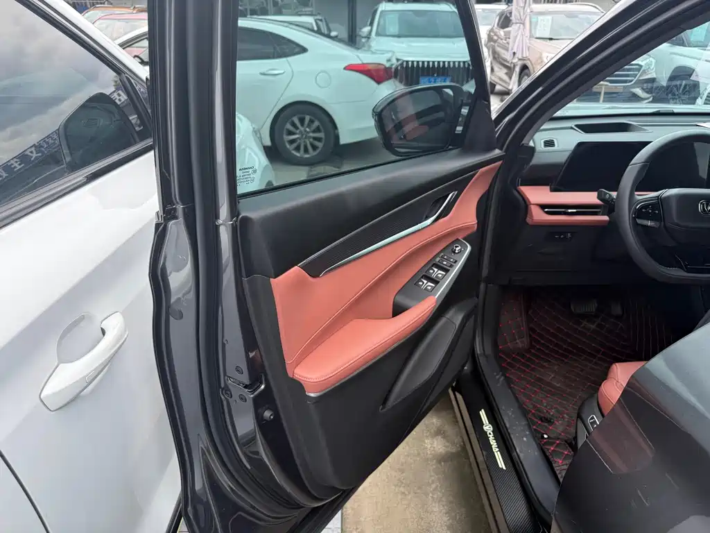 Changan CS75 PLUS 3 rd Gen Champion 2.0 T Smart Drive Power Engine