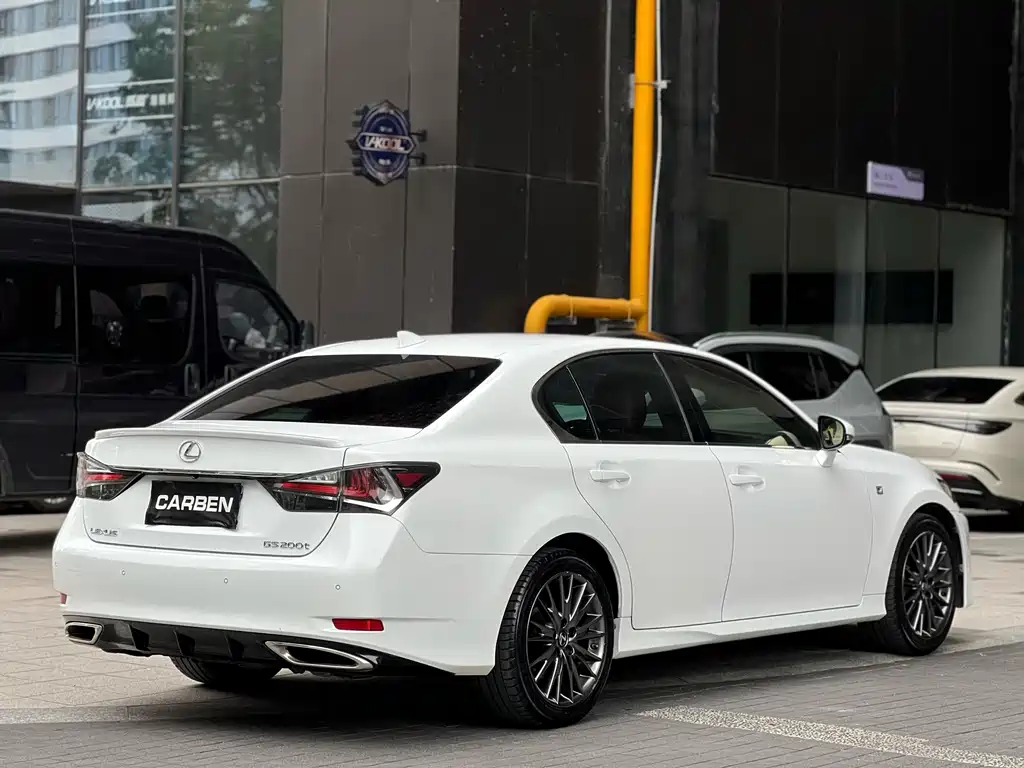 Lexus GS 200 t F SPORT