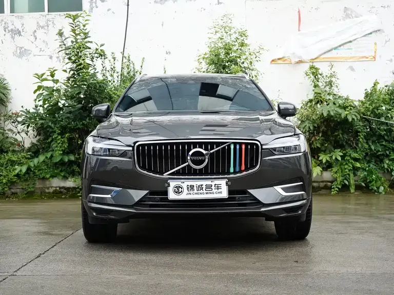 Volvo XC60 T5 4 WD Smart Ease Luxury