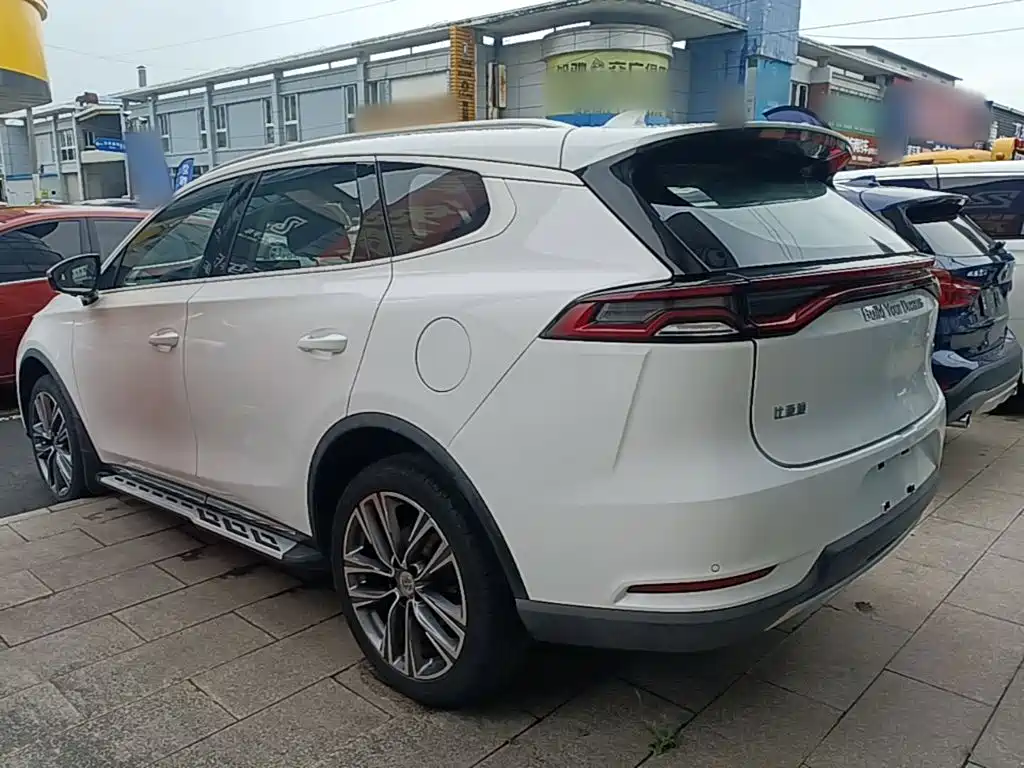 Tang 2.0 T Auto Connected Honored 7-seat CN-V