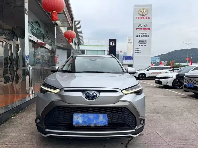 Toyota Frontlander 2.0 L Smart e-Hybrid Dual Engine Distinguished