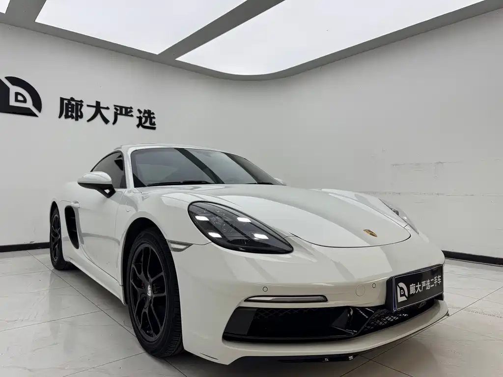 Porsche 718 Cayman 2.0 T