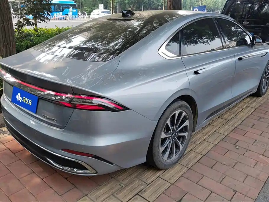 Lincoln Z Facelift i Enjoyment Premium