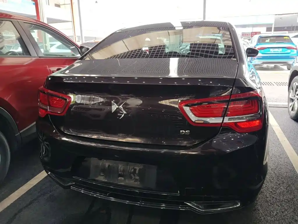 DS 5 LS 1.6 T Comfort THP160