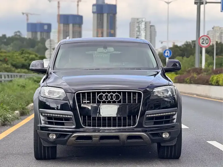 Audi Q7 40 TFSI Offroad