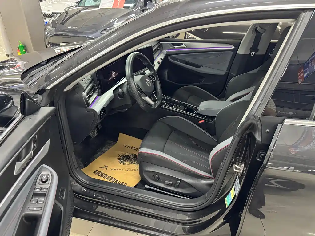 Lamando Lamando L 280 TSI DSG Spicy Cool