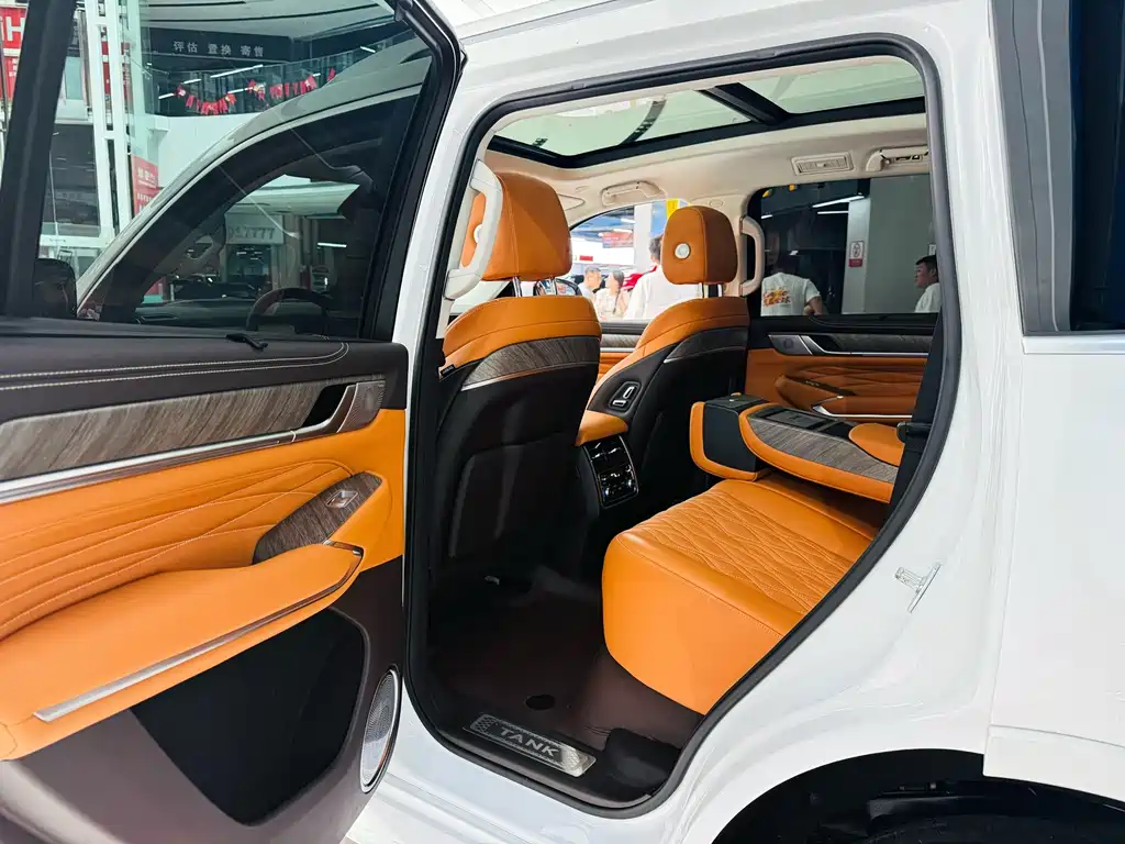 Tank 500 3.0 T Sport Summit 5-seat
