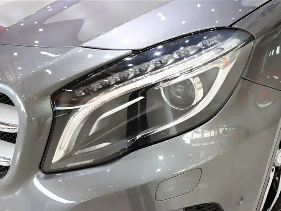 Mercedes-Benz GLA GLA 220 4 MATIC Fashion