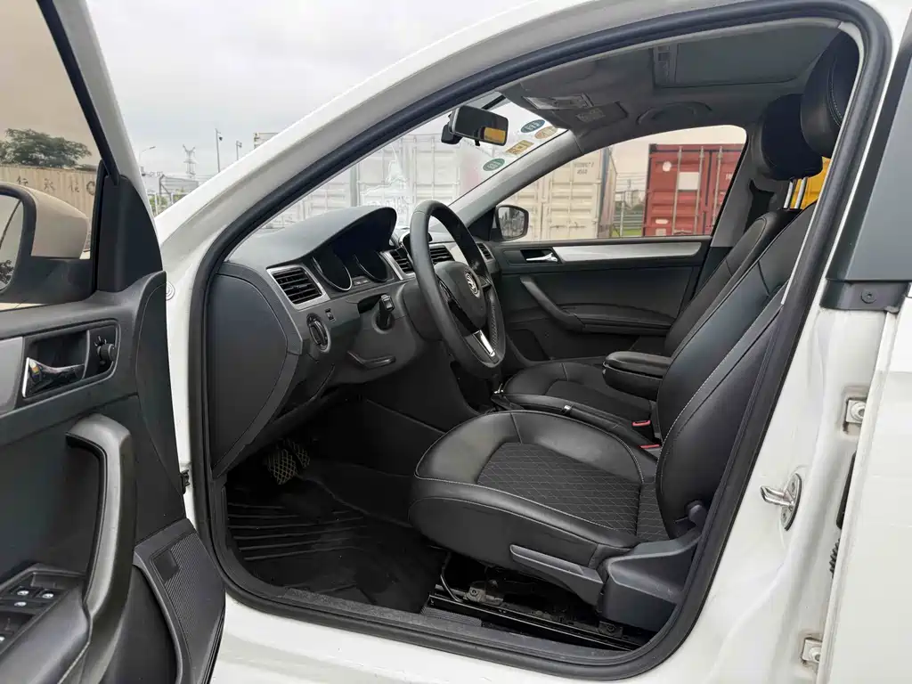 Rapid Spaceback 昕动 2018款 1.6 L 自动舒适版