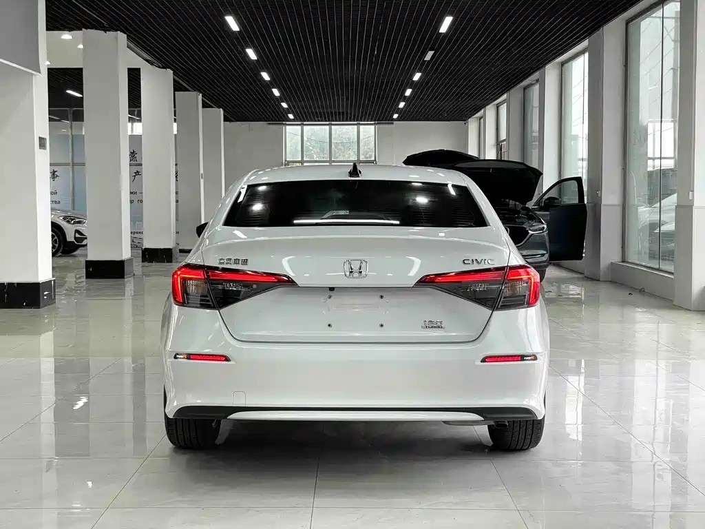 Civic 180 TURBO CVT Style Engine