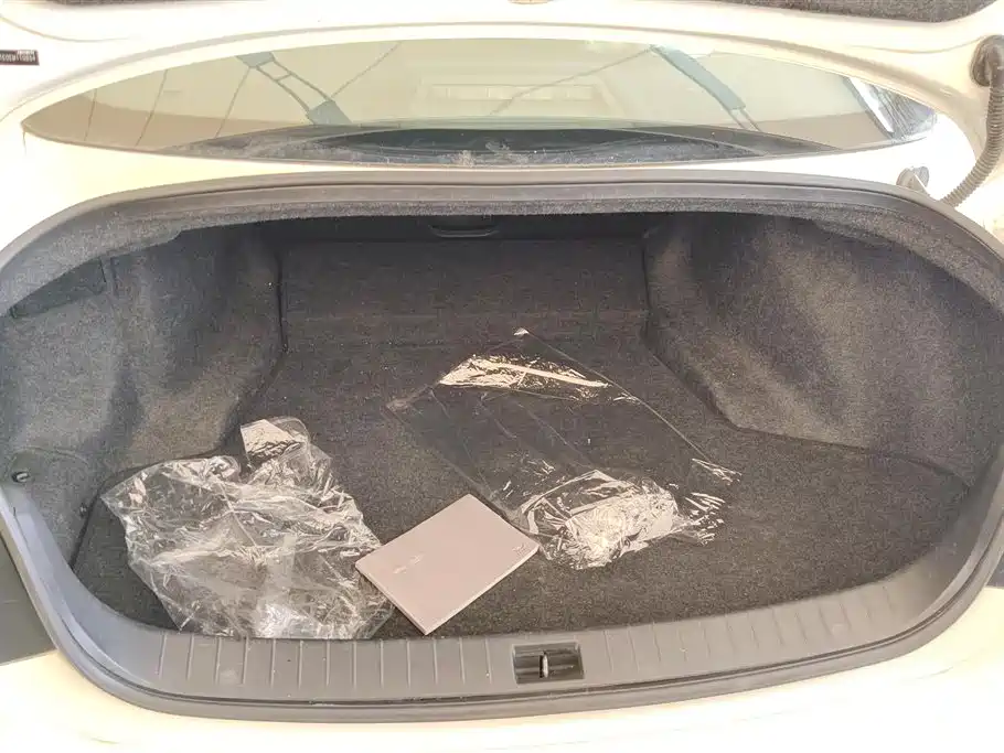 Infiniti Q50 2.0 T Comfort