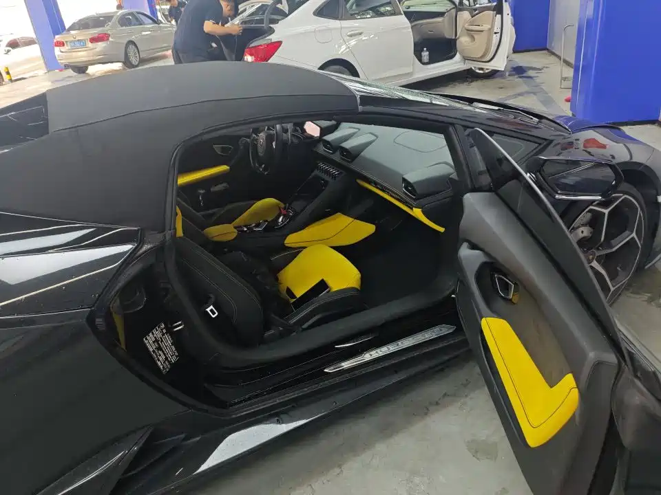 Huracán Huracán EVO RWD Spyder