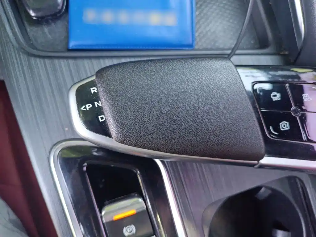 Changan UNI-T 1.5 T Distinguished