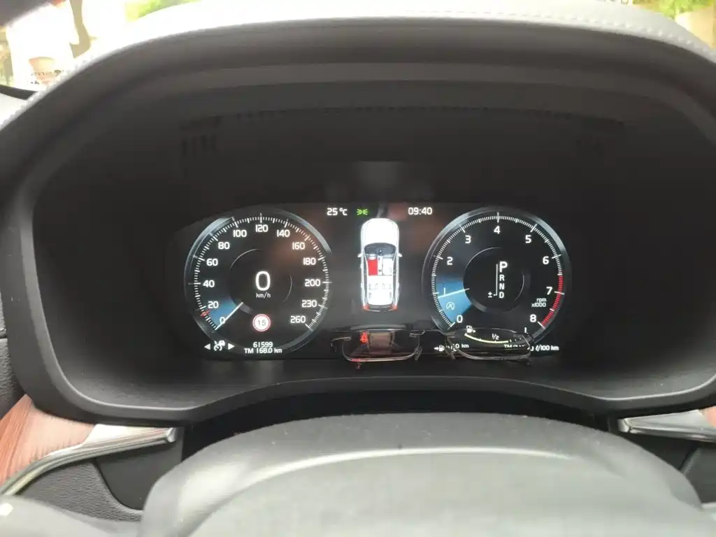 Volvo XC60 T5 4 WD Smart Vision Luxury
