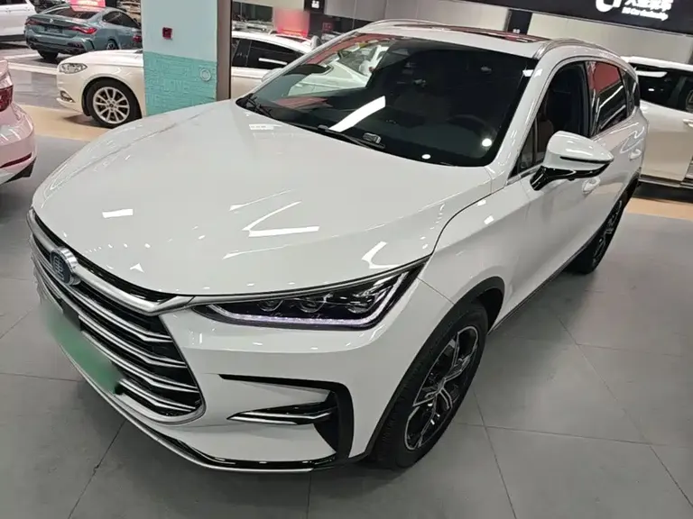 BYD Tang NEV DM-i 112 KM Honored