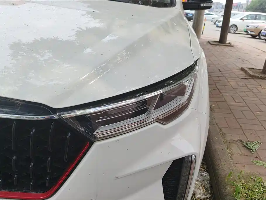 Besturn T33 奔腾T33 2021款 1.2 T DCT豪华型
