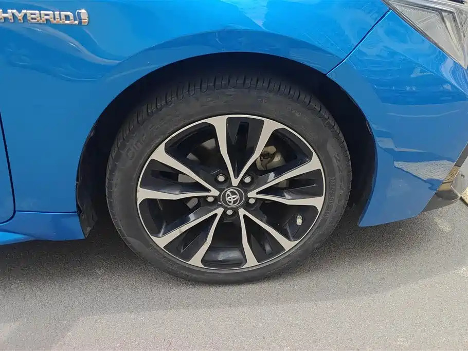 Levin Dual Engine 1.8 H E-CVT Sport