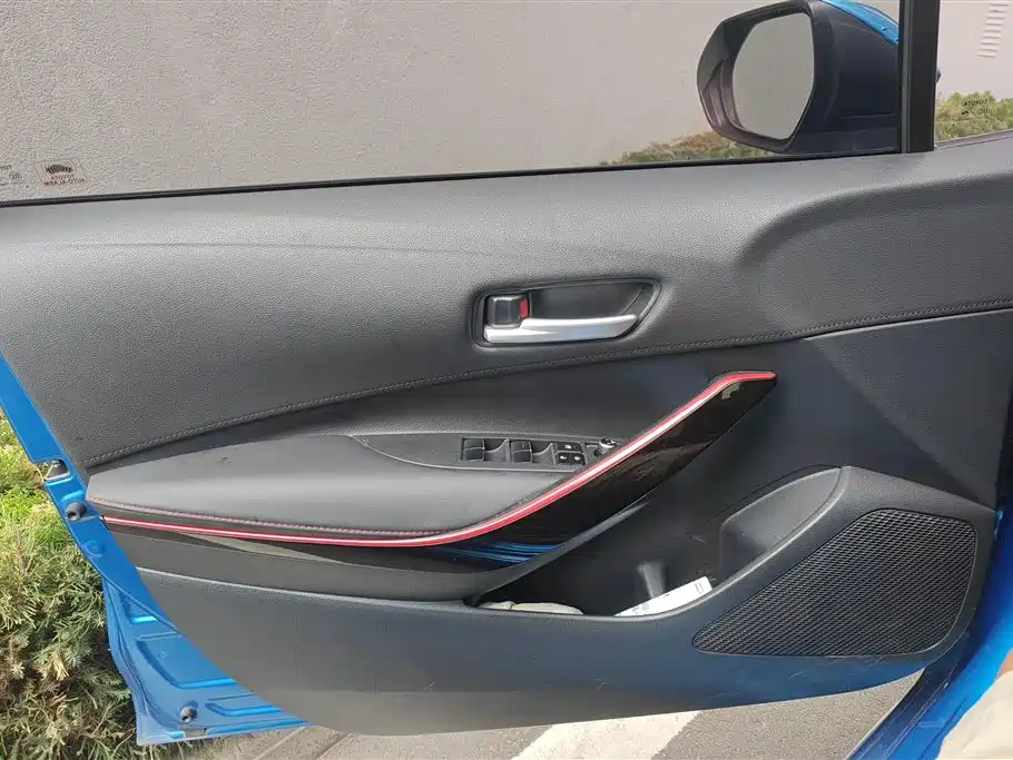 Levin Dual Engine 1.8 H E-CVT Sport