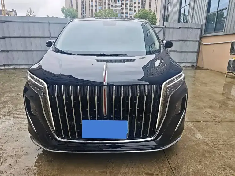 Hongqi HQ9 2.0 T Connected Flagship Charm