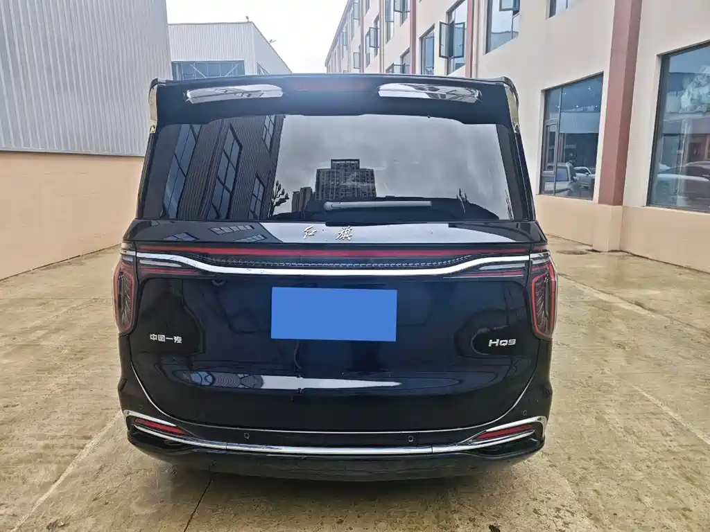 Hongqi HQ9 2.0 T Connected Flagship Charm